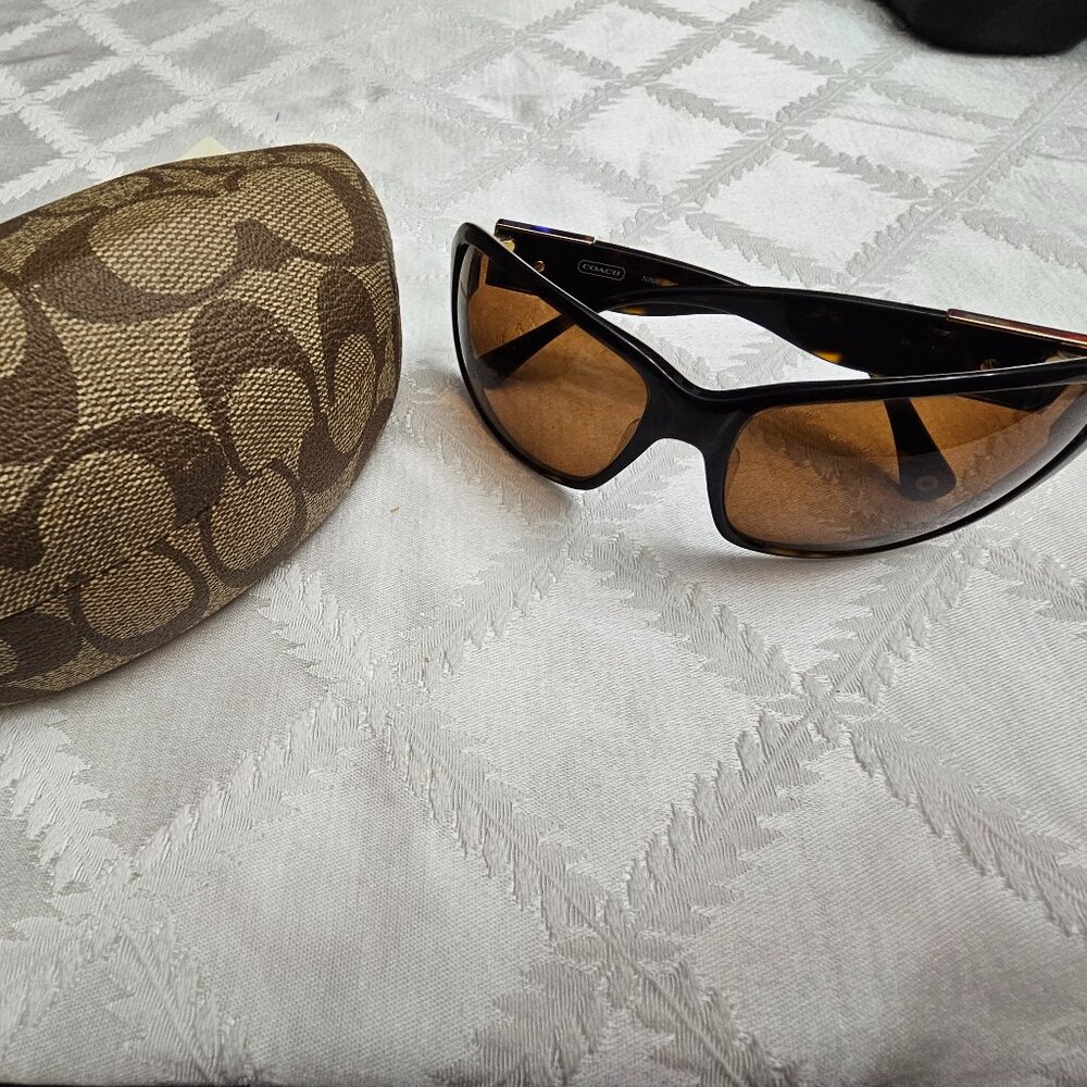 Coach Nina Sunglasses S494 in Tortoise! Comes with Case! - Picture 5 of 11